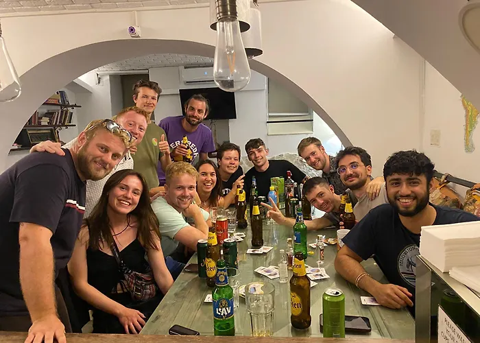 بيت شباب Balkan Soul *